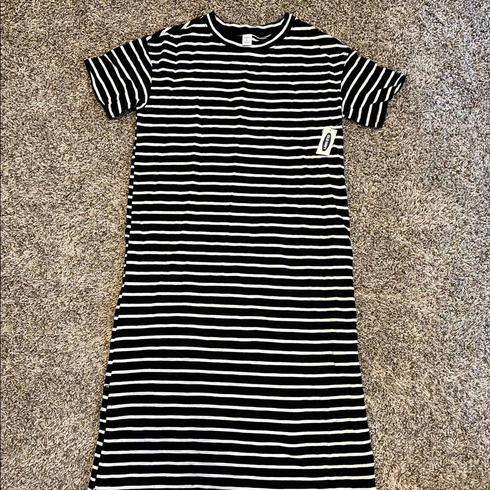 NWT Old Navy Black Stripe T-Shirt Dress